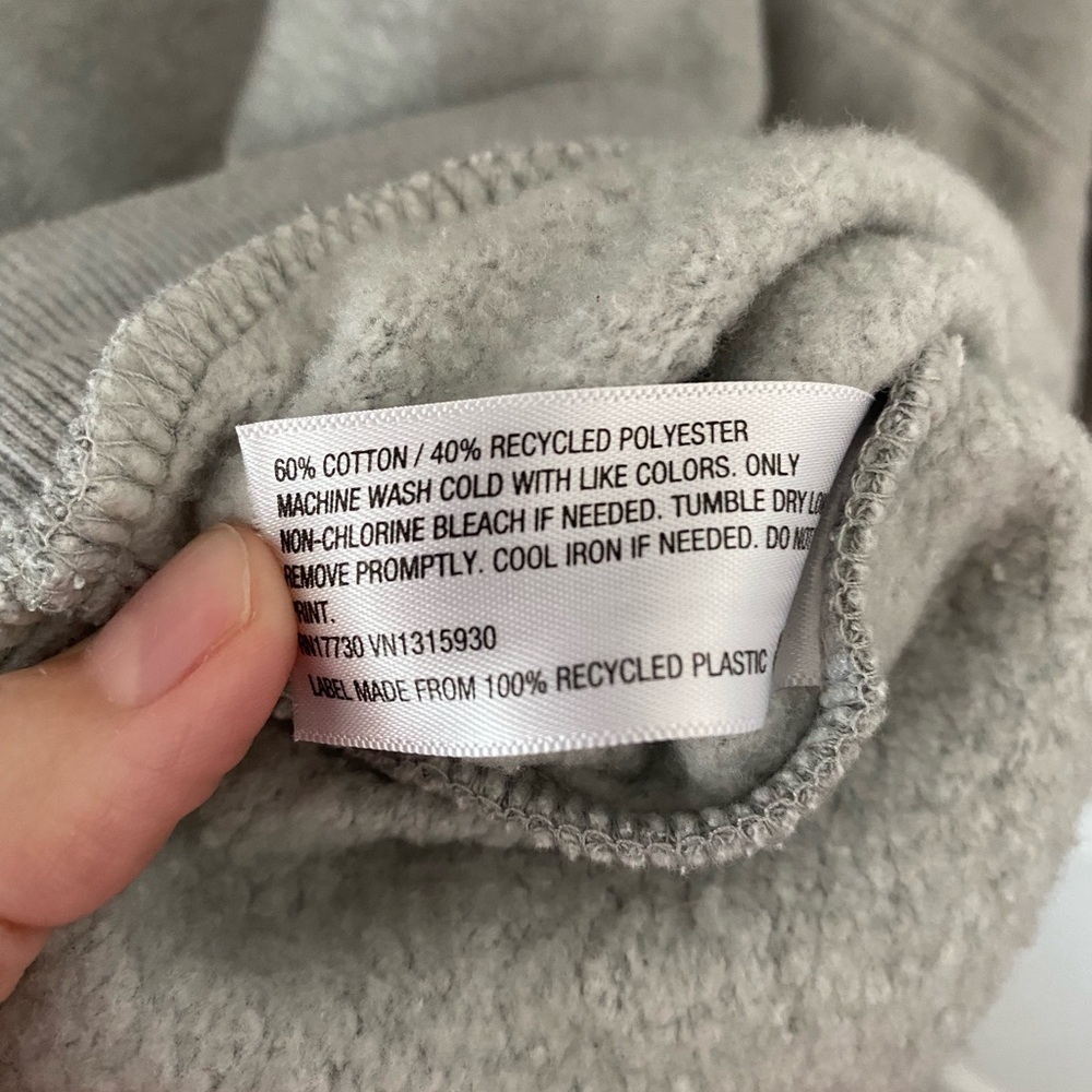 Wild Fable - Gray USA Crewneck Sweatshirt - Size Medium - Picture 3 of 4